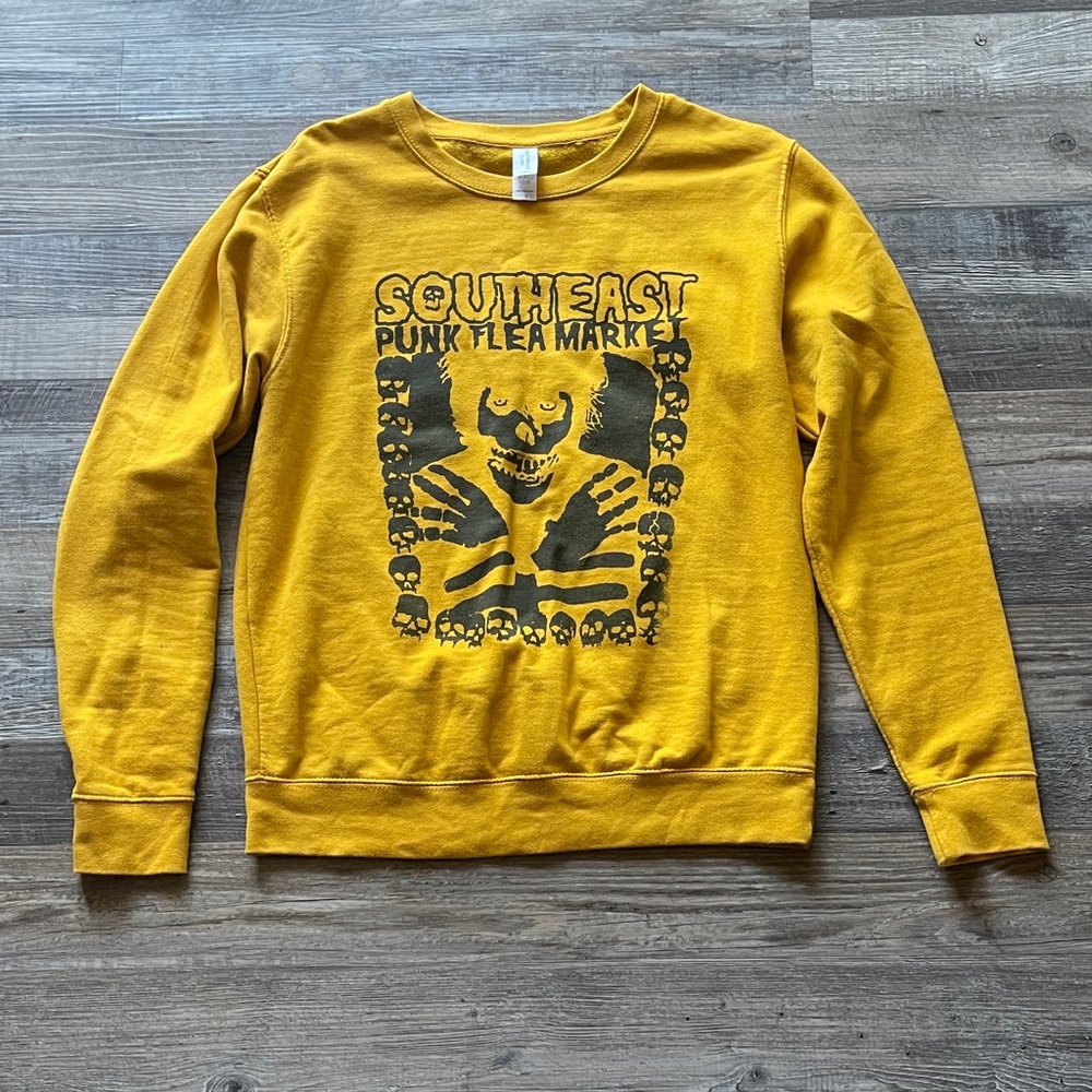 SE PUNK ROCK FLEA MARKET 🔥Mustard Crewneck Sweatshirt